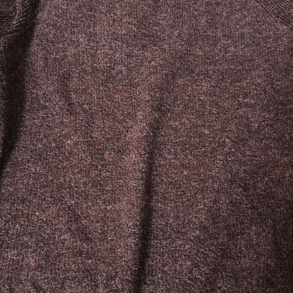 Maroon sweater - Picture 2 of 5